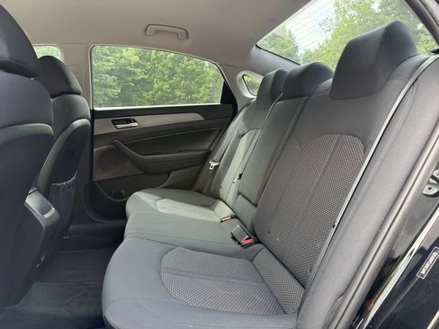 Used 2018 Hyundai Sonata SEL w/ Tech Package 02 FWD image 11