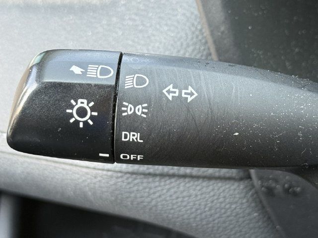 Used 2020 Toyota RAV4 LE FWD image 19