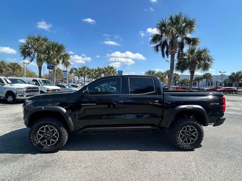 New 2026 Chevrolet Colorado ZR2 w/ Technology Package AWD/4WD image 4
