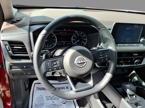 Used 2023 Nissan Rogue SV w/ SV Premium B Package image 22