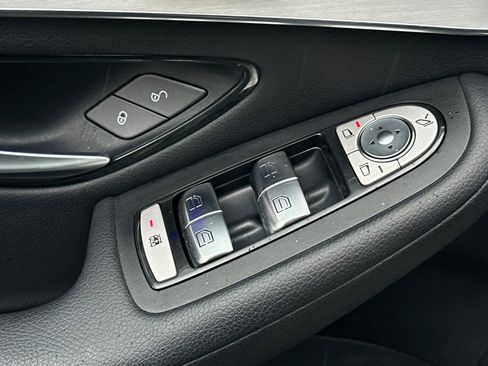 Used 2022 Mercedes-Benz GLC 300 image 26