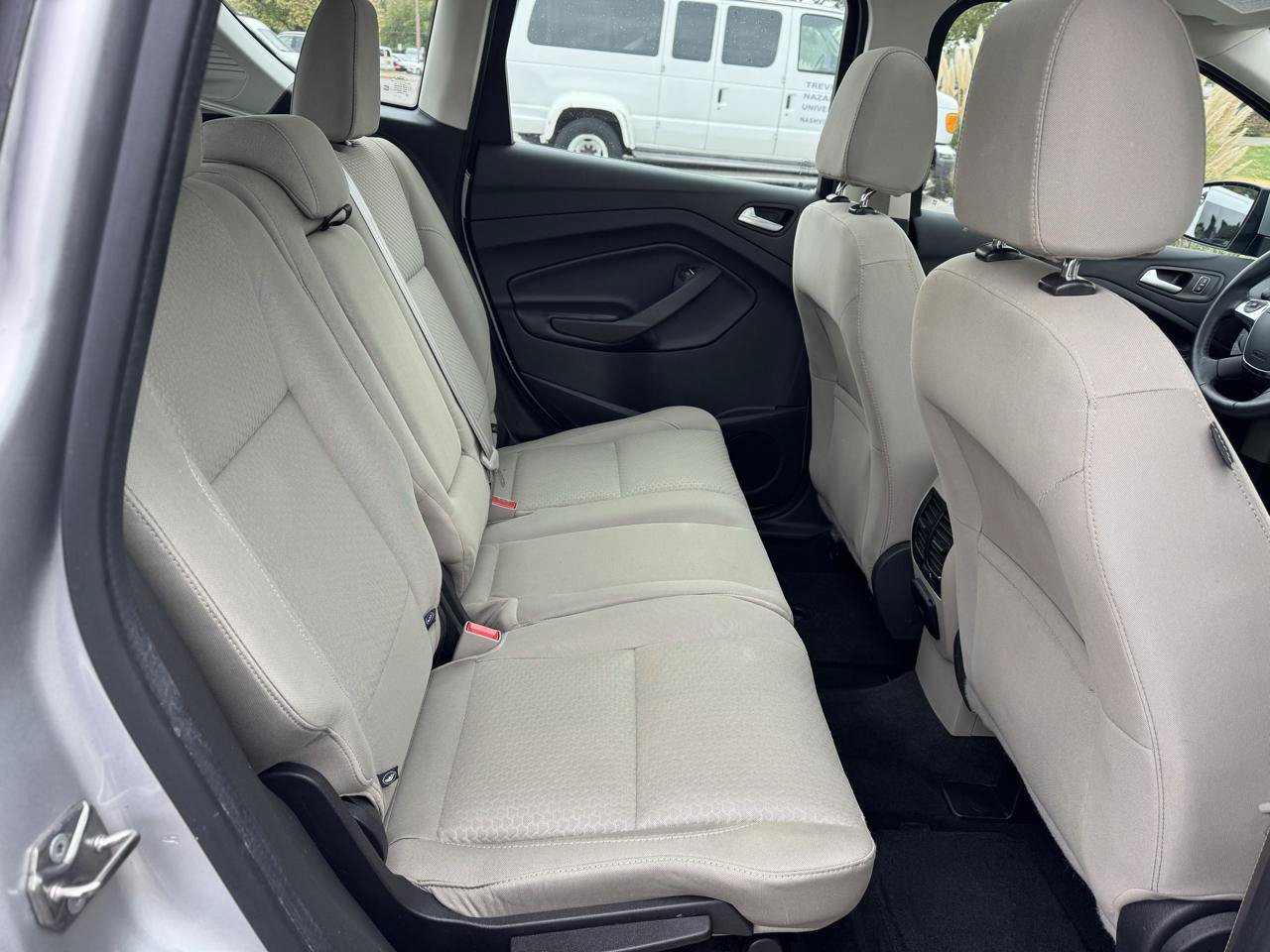 Used 2017 Ford C-MAX Energi SE w/ Equipment Group 401A FWD image 19