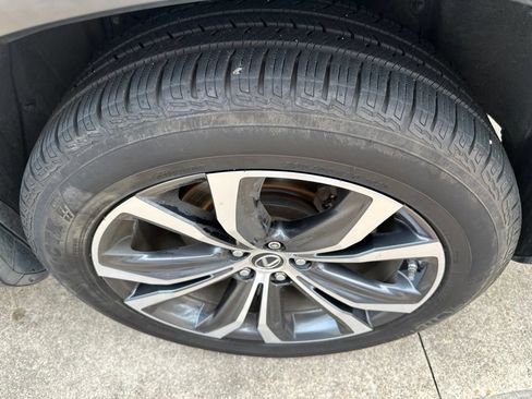 Used 2018 Lexus RX 350L AWD w/ Premium Package image 22