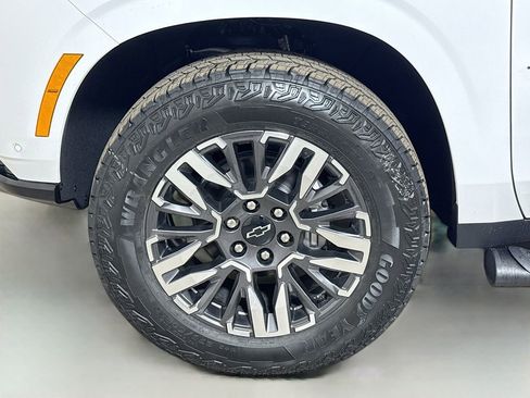 New 2026 Chevrolet Tahoe Z71 w/ Z71 Off-Road Package image 19