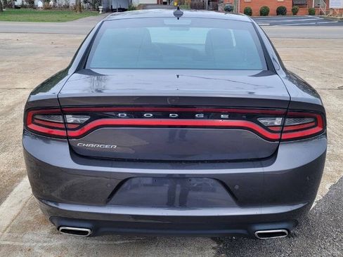 Used 2023 Dodge Charger SXT RWD image 9