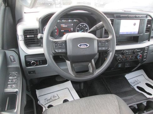 Used 2023 Ford F250 XL w/ FX4 Off-Road Package AWD/4WD image 18