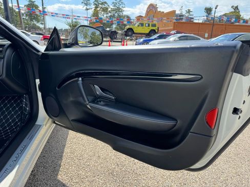 Used 2013 Maserati GranTurismo Convertible image 19