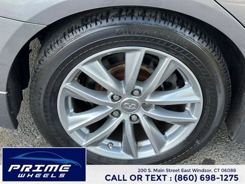 Used 2015 INFINITI Q50 Premium w/ All Weather Package image 24