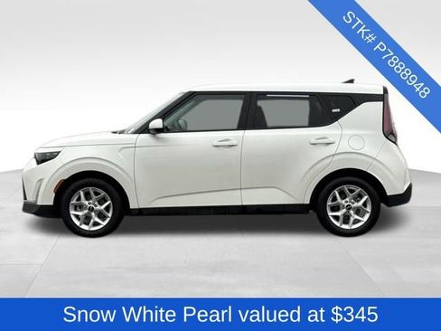 Used 2023 Kia Soul LX w/ Option Group 015 image 4