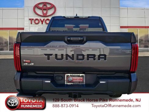 Used 2024 Toyota Tundra SR5 w/ SR5 Convenience Package AWD/4WD image 5