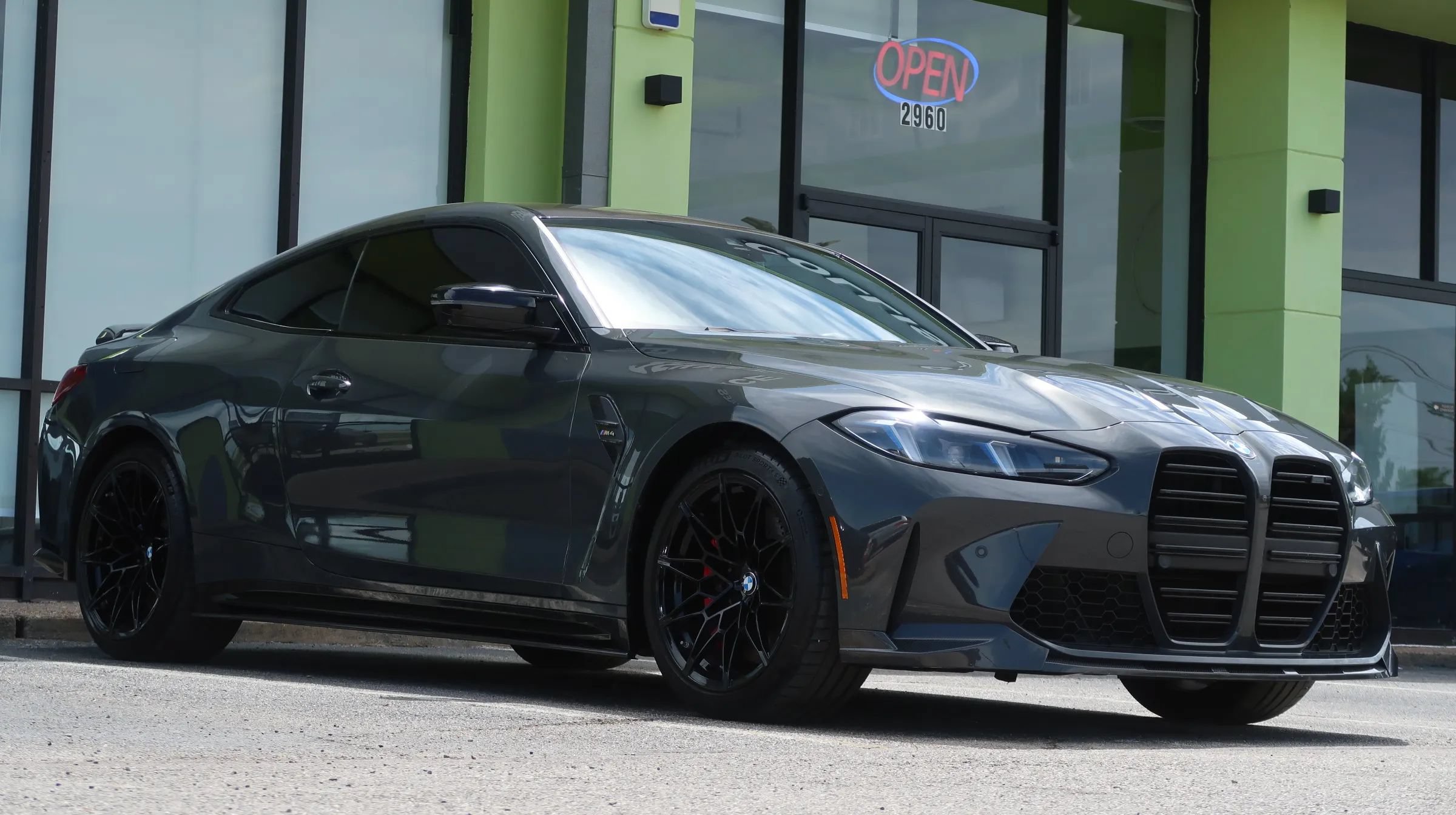 Used 2025 BMW M4 Coupe w/ Executive Package RWD image 6