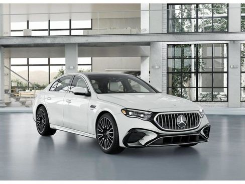 New 2026 Mercedes-Benz E 53 AMG e 4MATIC Sedan image 10