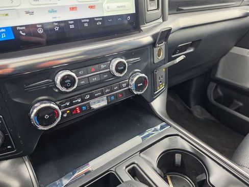 Used 2025 Ford F150 Lariat w/ Equipment Group 502A High AWD/4WD image 17