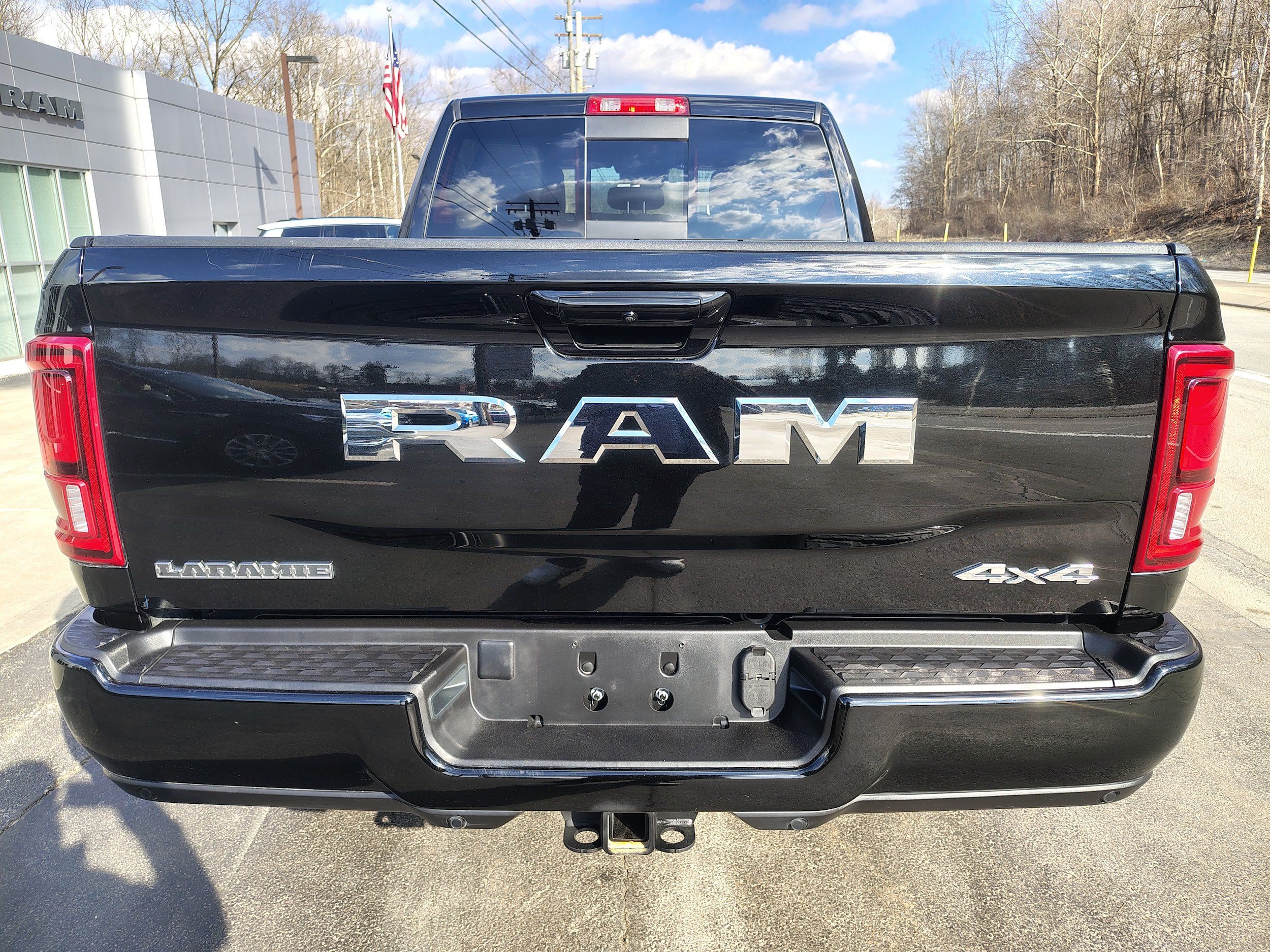 Used 2026 RAM 2500 Laramie AWD/4WD image 10