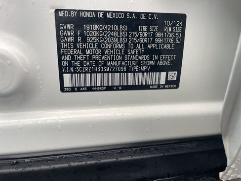 Used 2025 Honda HR-V LX image 32