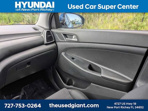 Used 2020 Hyundai Tucson Value FWD image 16