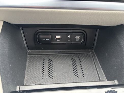 Used 2025 Kia Sportage EX image 27
