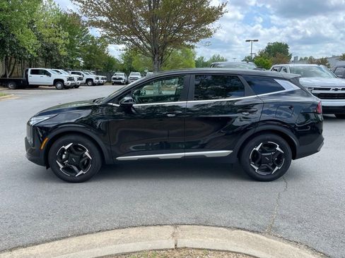 Used 2026 Kia Sportage EX image 4