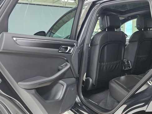 Used 2022 Porsche Macan GTS image 15