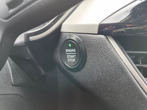Used 2020 Ford Escape SE AWD/4WD image 8