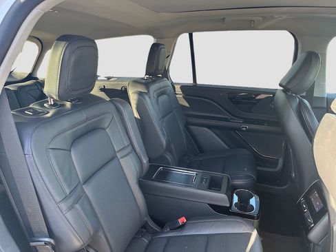 Used 2025 Lincoln Aviator Reserve w/ Jet Appearance Package image 30
