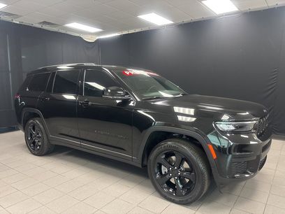 Used 2025 Jeep Grand Cherokee L Altitude