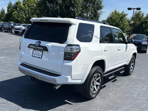 Used 2023 Toyota 4Runner TRD Off-Road Premium w/ Moonroof Package AWD/4WD image 4