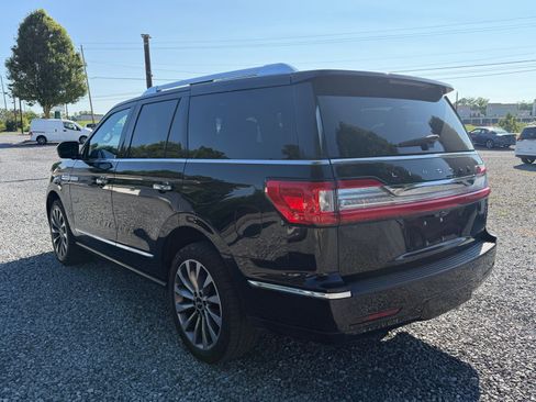 Used 2018 Lincoln Navigator Select AWD/4WD image 5