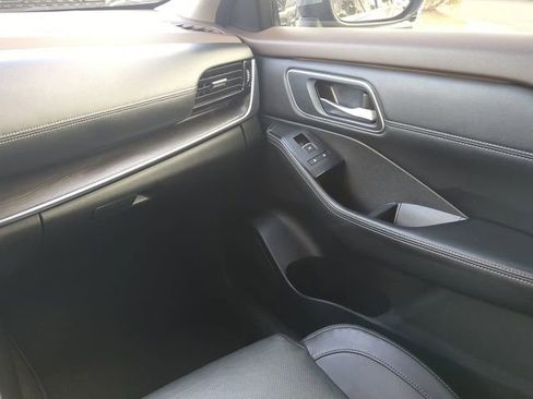 Used 2022 Nissan Rogue Platinum w/ Head-Up Display Package image 20