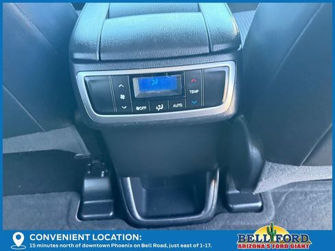 Used 2019 Toyota Highlander Plus w/ Carpet Mat Package (TMS) AWD/4WD image 11
