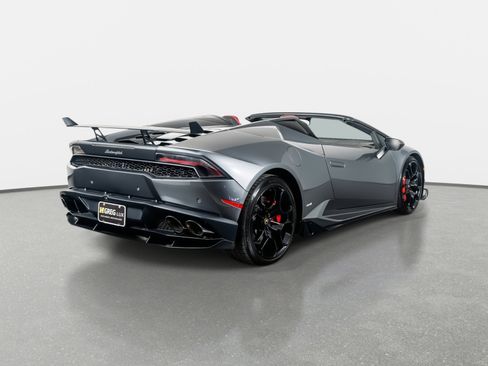 Used 2017 Lamborghini Huracan LP 610-4 AWD/4WD image 11