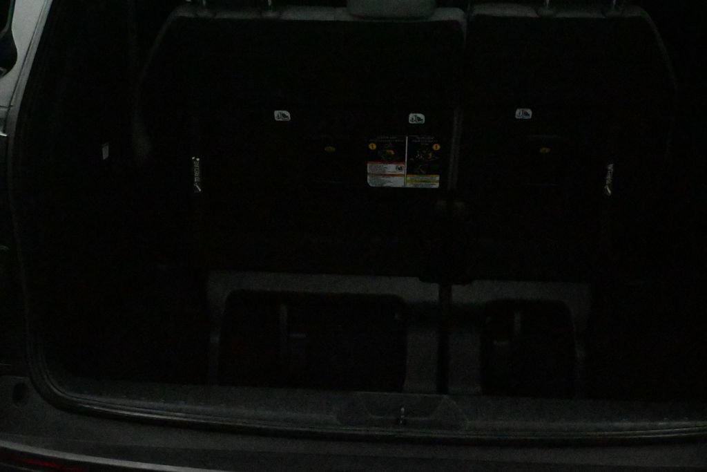 Used 2025 Toyota Sienna LE AWD/4WD image 15