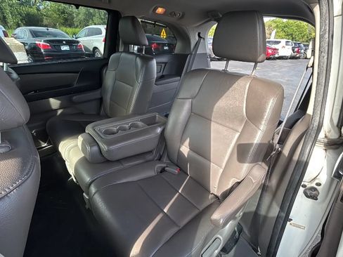 Used 2014 Honda Odyssey Touring image 19