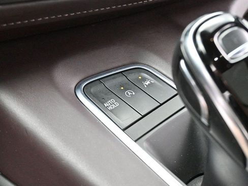 Used 2021 Cadillac Escalade ESV Sport Platinum AWD/4WD image 25