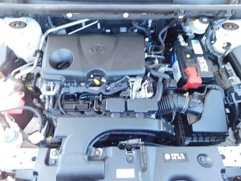 Used 2019 Toyota RAV4 XLE w/ Convenience Package image 37