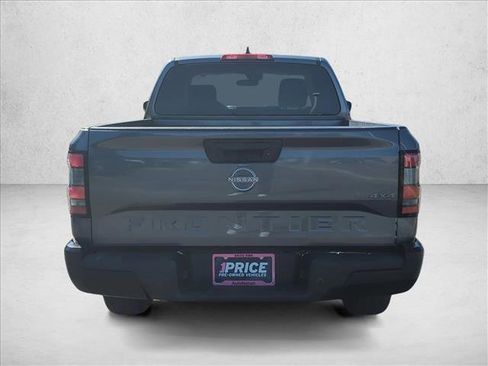 Used 2022 Nissan Frontier S w/ Technology Package image 6