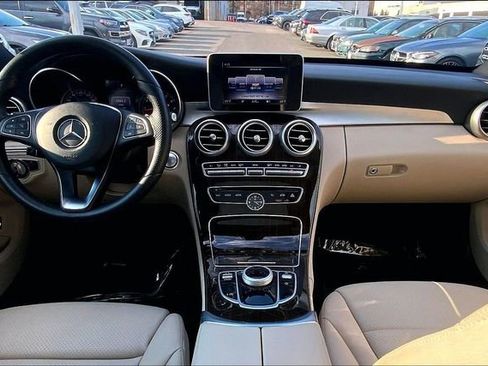 Used 2018 Mercedes-Benz C 300 4MATIC Sedan image 12