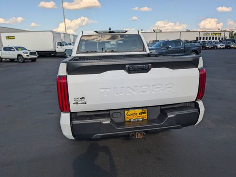 Used 2022 Toyota Tundra SR5 image 7
