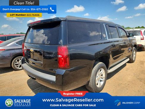 Used 2015 Chevrolet Suburban LT w/ Luxury Package AWD/4WD image 4