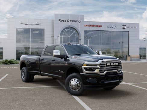 New 2026 RAM 3500 Laramie AWD/4WD image 5