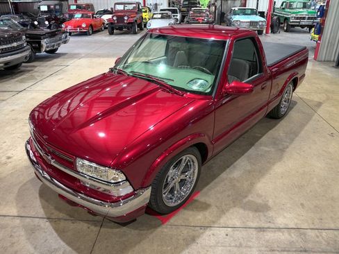 Used 2003 Chevrolet S10 Pickup LS w/ LS Preferred Equipment Group RWD image 15