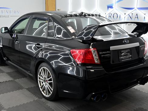 Used 2011 Subaru Impreza WRX STI image 2