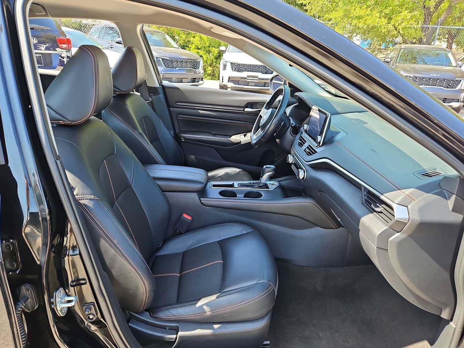 Used 2022 Nissan Altima 2.5 SR FWD image 21
