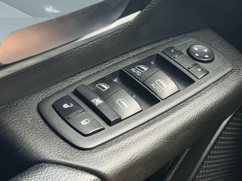 Used 2022 RAM 1500 Big Horn w/ Night Edition AWD/4WD image 30