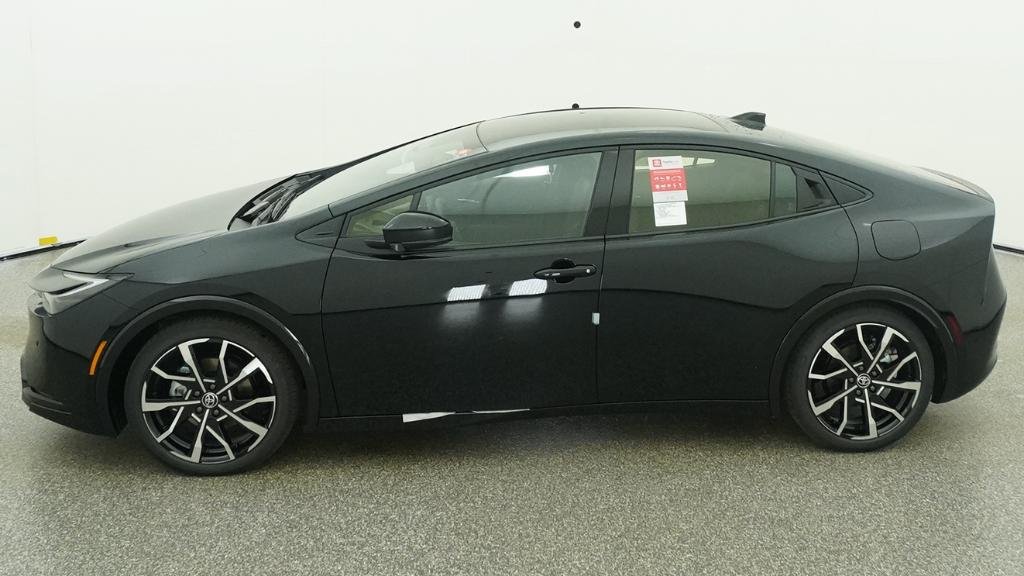 New 2026 Toyota Prius Plug-In Hybrid FWD image 41