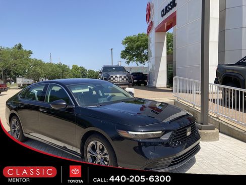 Used 2023 Honda Accord EX image 1