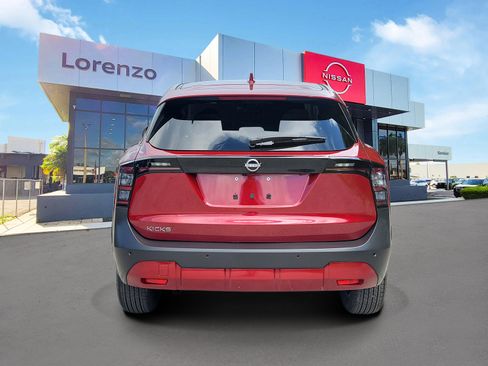 Used 2025 Nissan Kicks SV FWD image 6