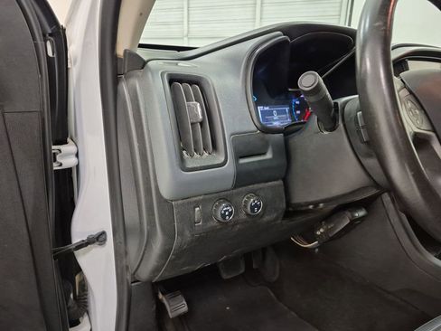 Used 2016 Chevrolet Colorado Z71 image 18