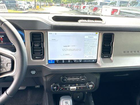 New 2026 Ford Bronco Outer Banks AWD/4WD image 21