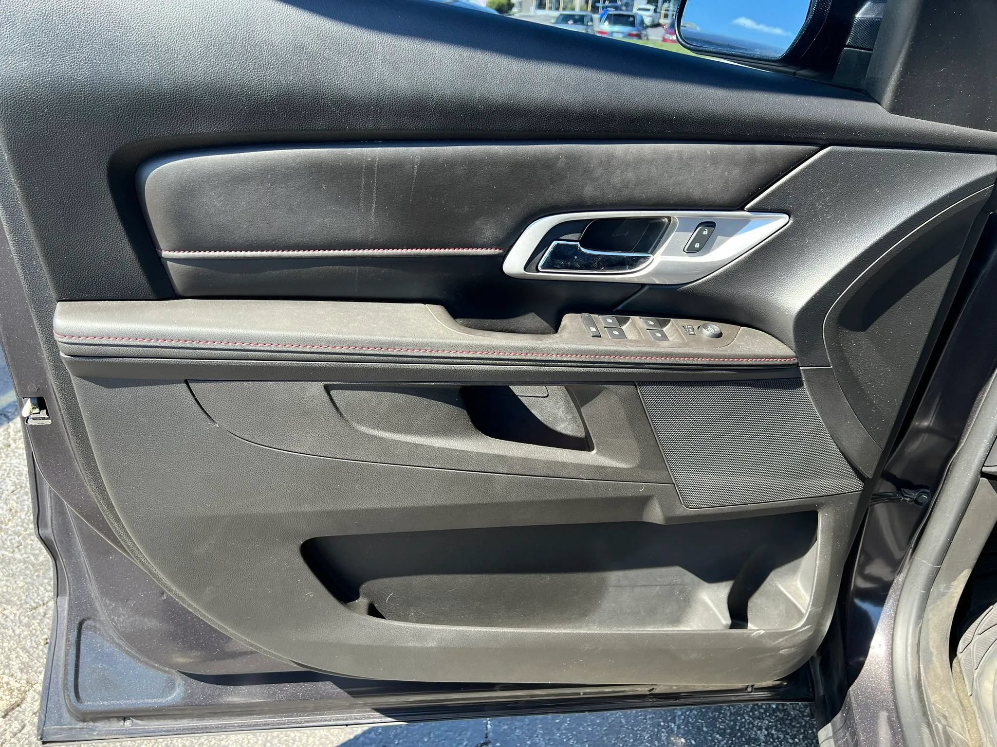 Used 2015 GMC Terrain SLE FWD image 8